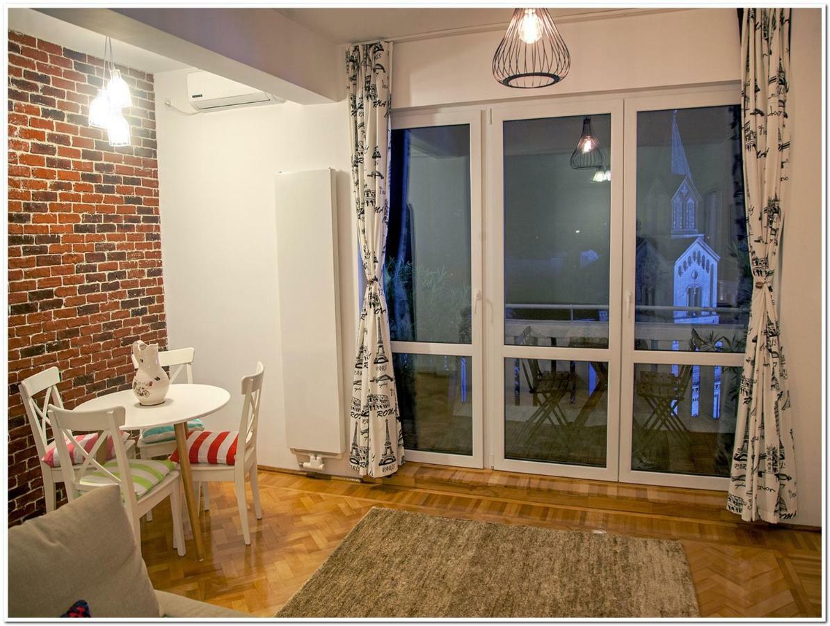 Skyview Old Town Apartment Bucureşti Eksteriør bilde